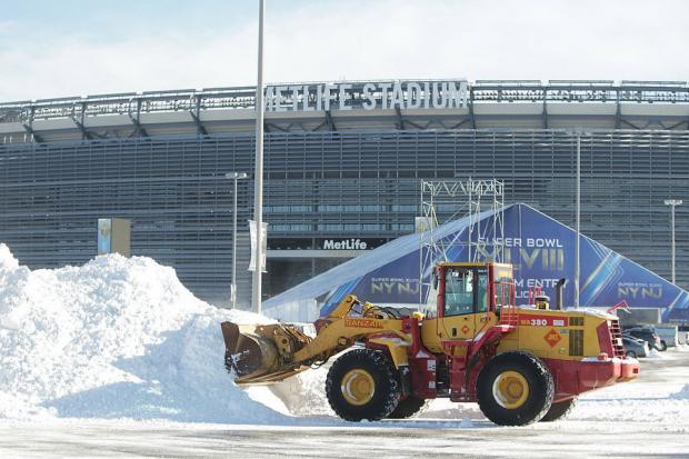 Snow removal at Metlife Stadium
