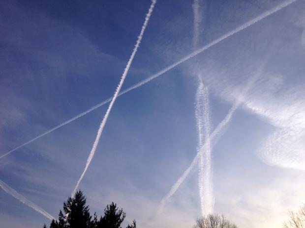 Contrails photo